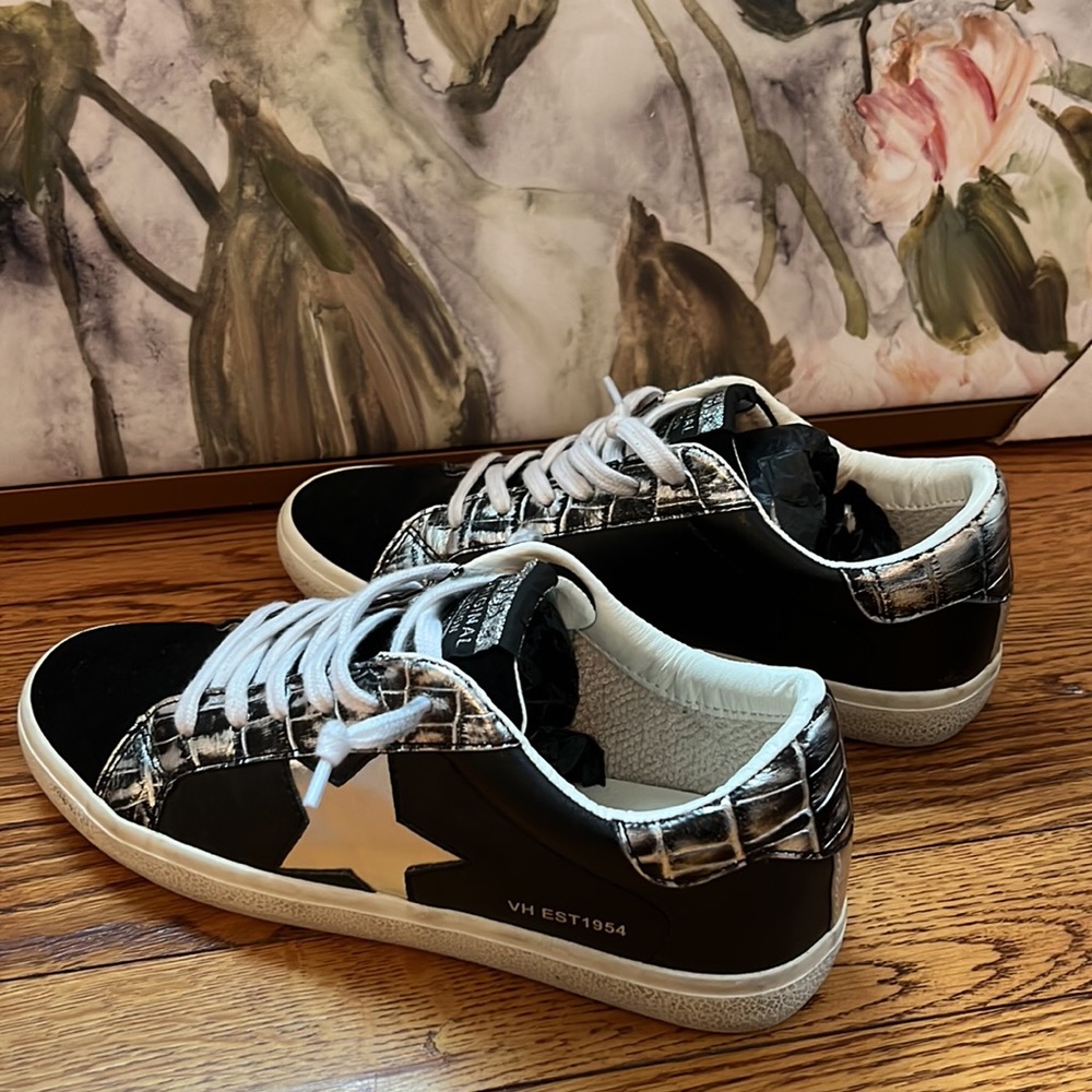 Vintage Havana Patricia sneaker: Black Snake (color)